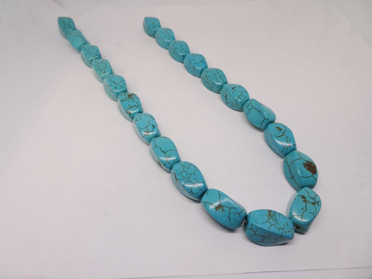 (image for) Turquoise shaped beads 11x20mm #1281
