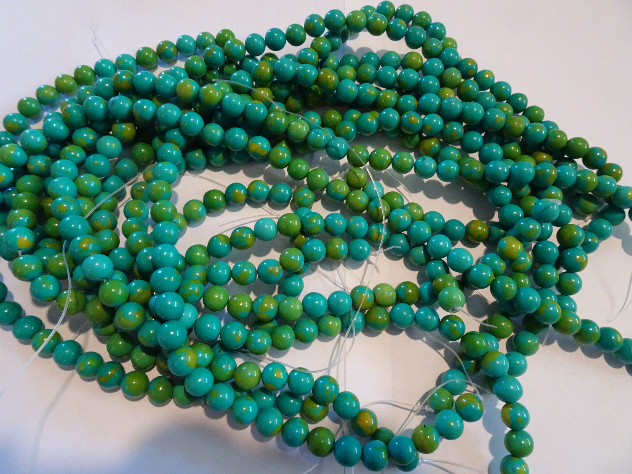 (image for) Turquoise green stone 8mm beads #1943