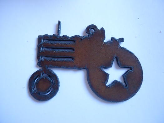 (image for) Tractor metal cutout pendant #BY006L