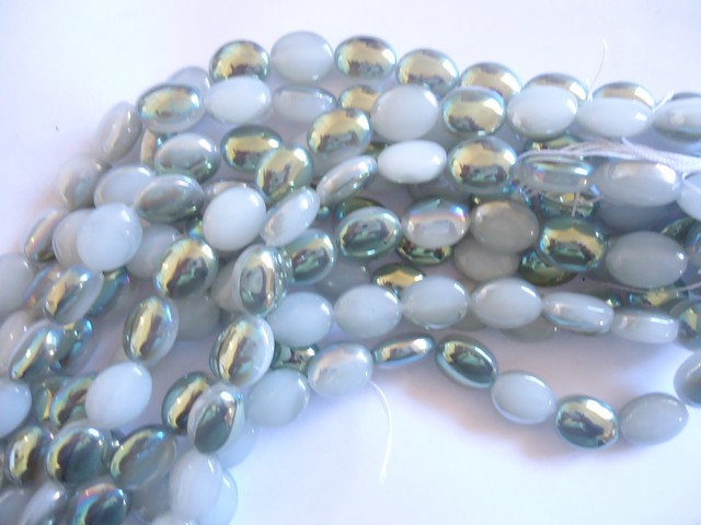 (image for) silver and white ovals #1382 - Click Image to Close