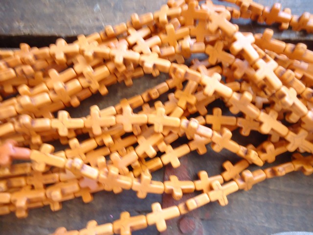 (image for) Orange small cross beads #1396