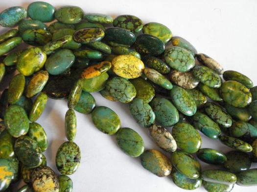 Green/yellow/black oval beads #SS1009