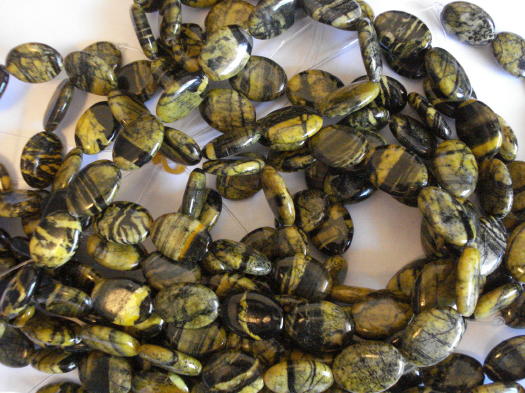 (image for) Yellowish green and black oval jasper #SS1075