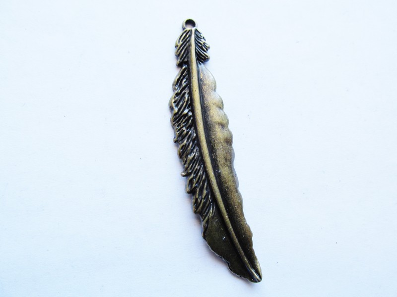 (image for) Antique Bronze Pewter Feather Pendant #PP89