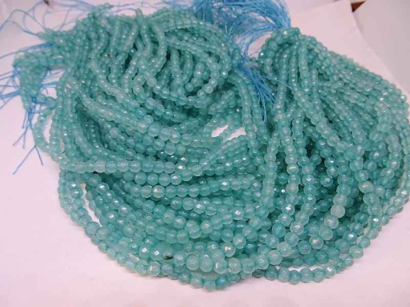 (image for) Aqua faceted 6mm crystal beads #1626
