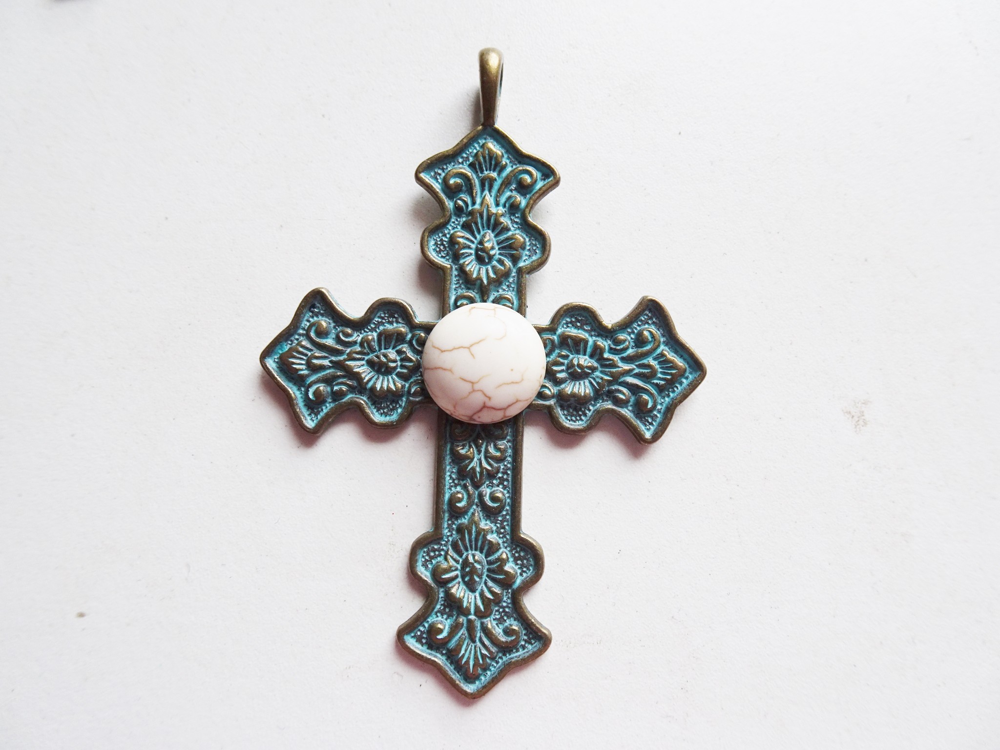 (image for) Bronze cross blue Patina #TUP-1