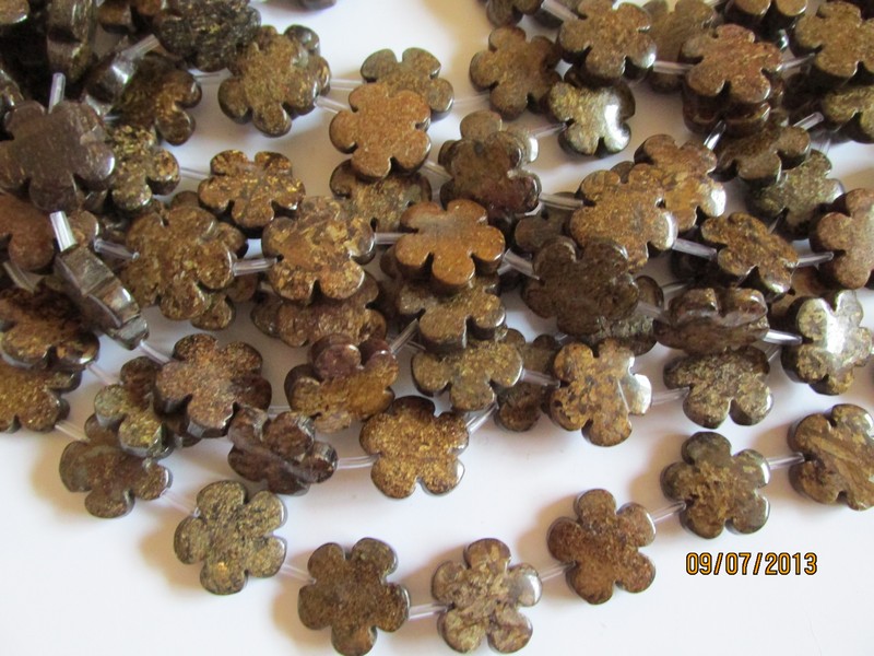 (image for) Brown Jasper flower beads #1059-T13