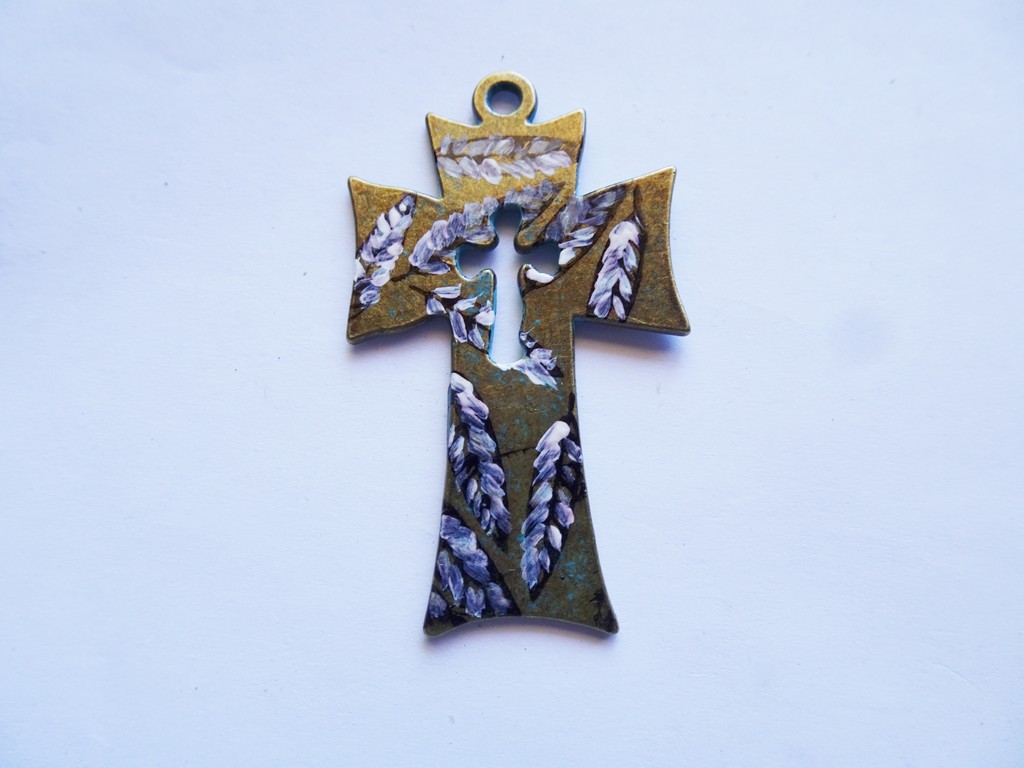 (image for) Bronze cross with hand painted feathers #RM371