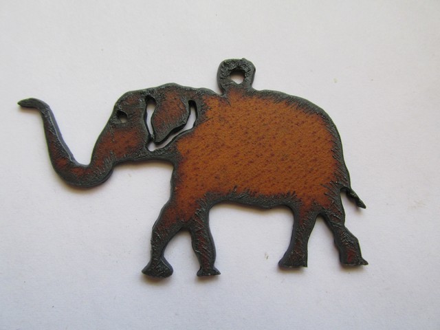 (image for) Elephant Rustic Metal Pendant #TT038 - Click Image to Close