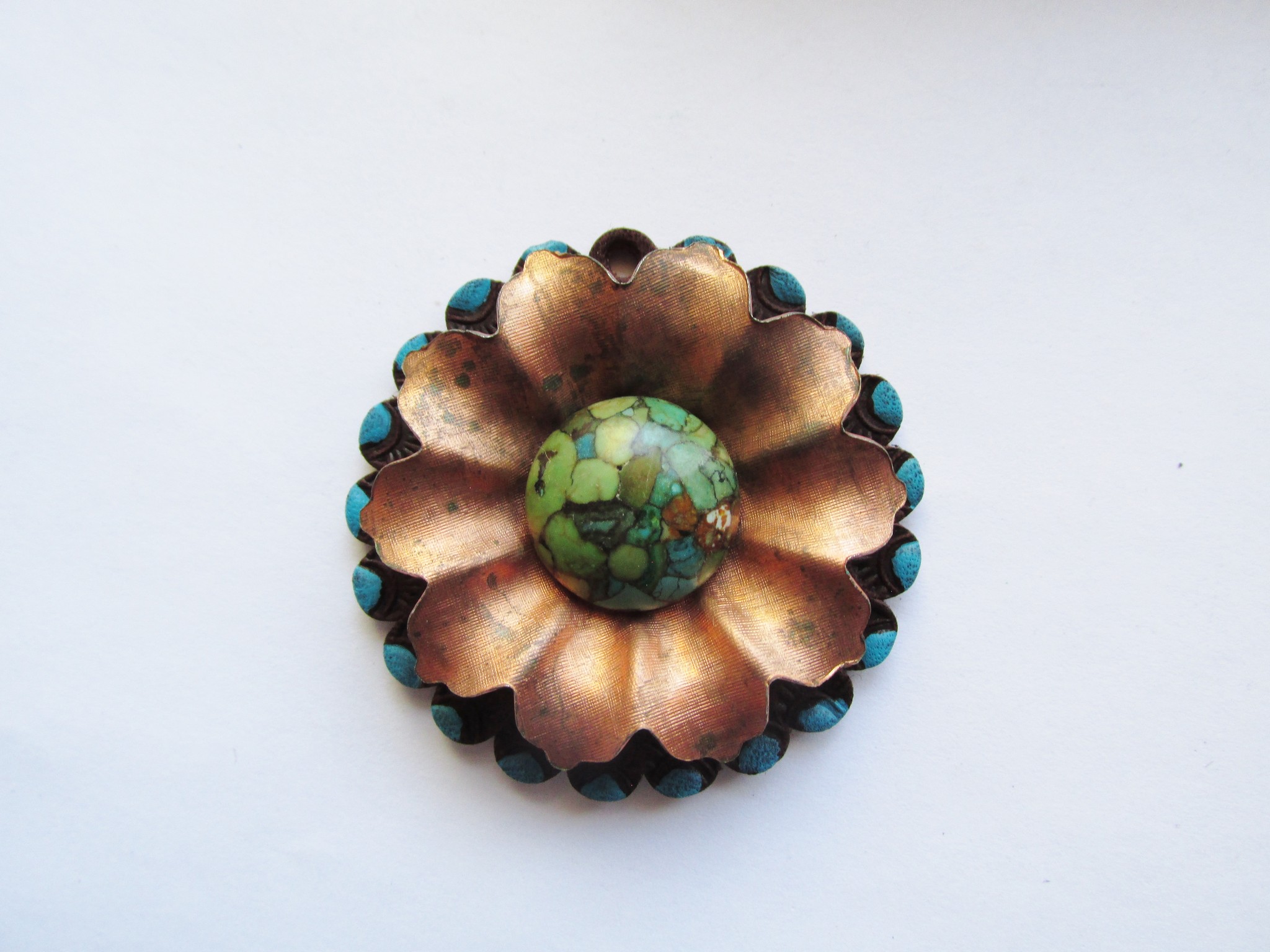 (image for) Leather concho with flower pendant #RM-361