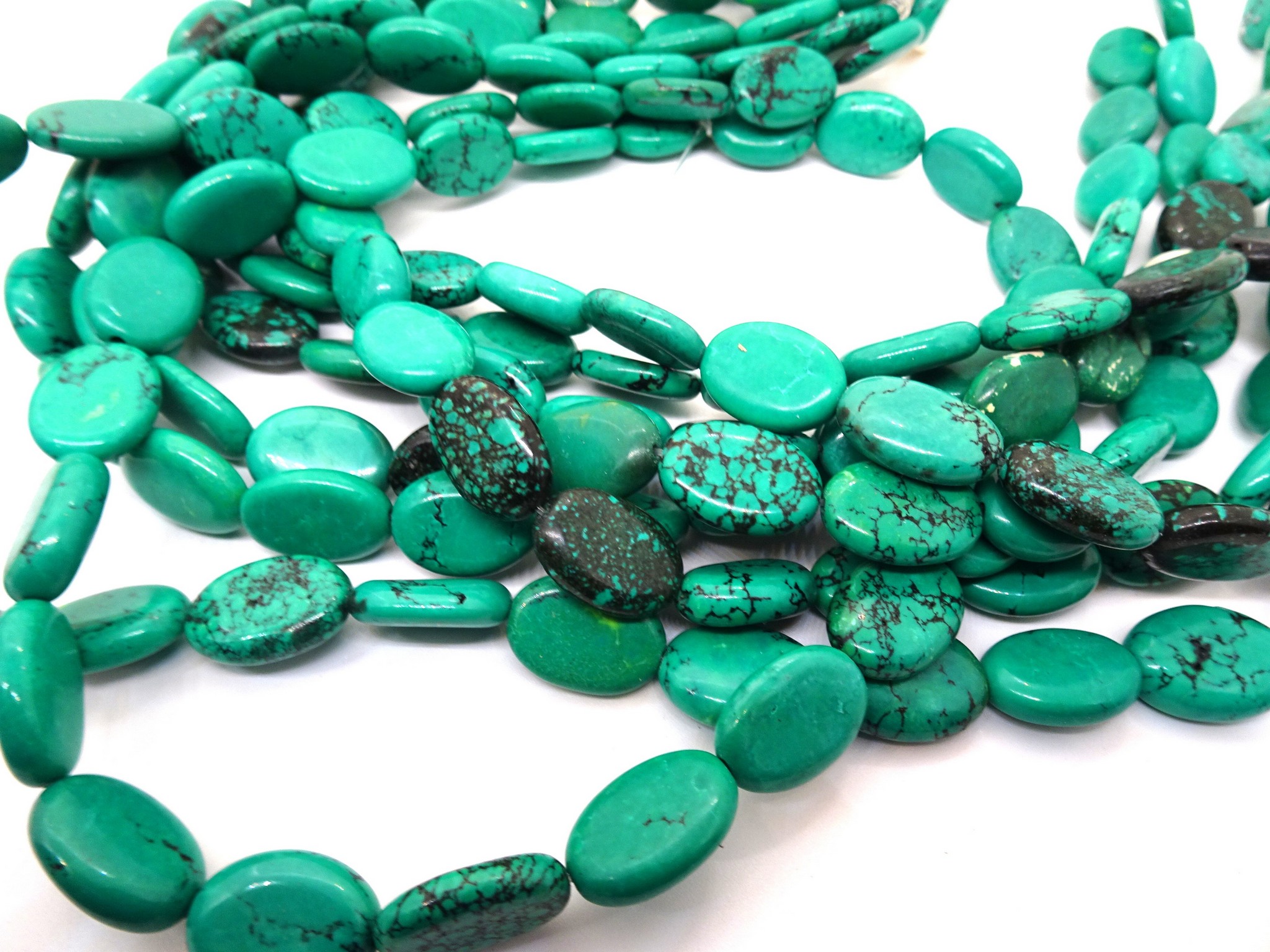 (image for) Green Oval magnesite beads 20x30mm #1738