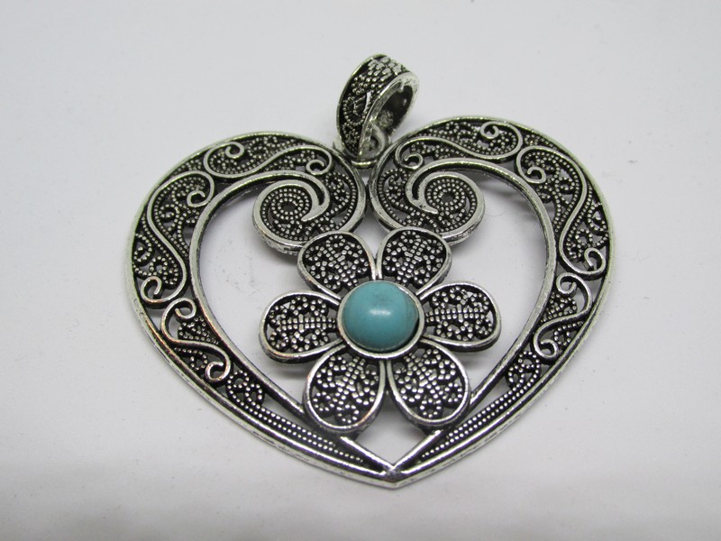 (image for) Heart with flower and stone pendant #RM217