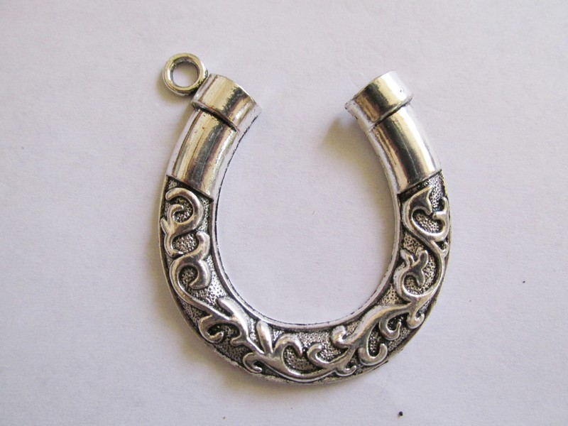 (image for) Horse shoe pendant #BCH-131 - Click Image to Close