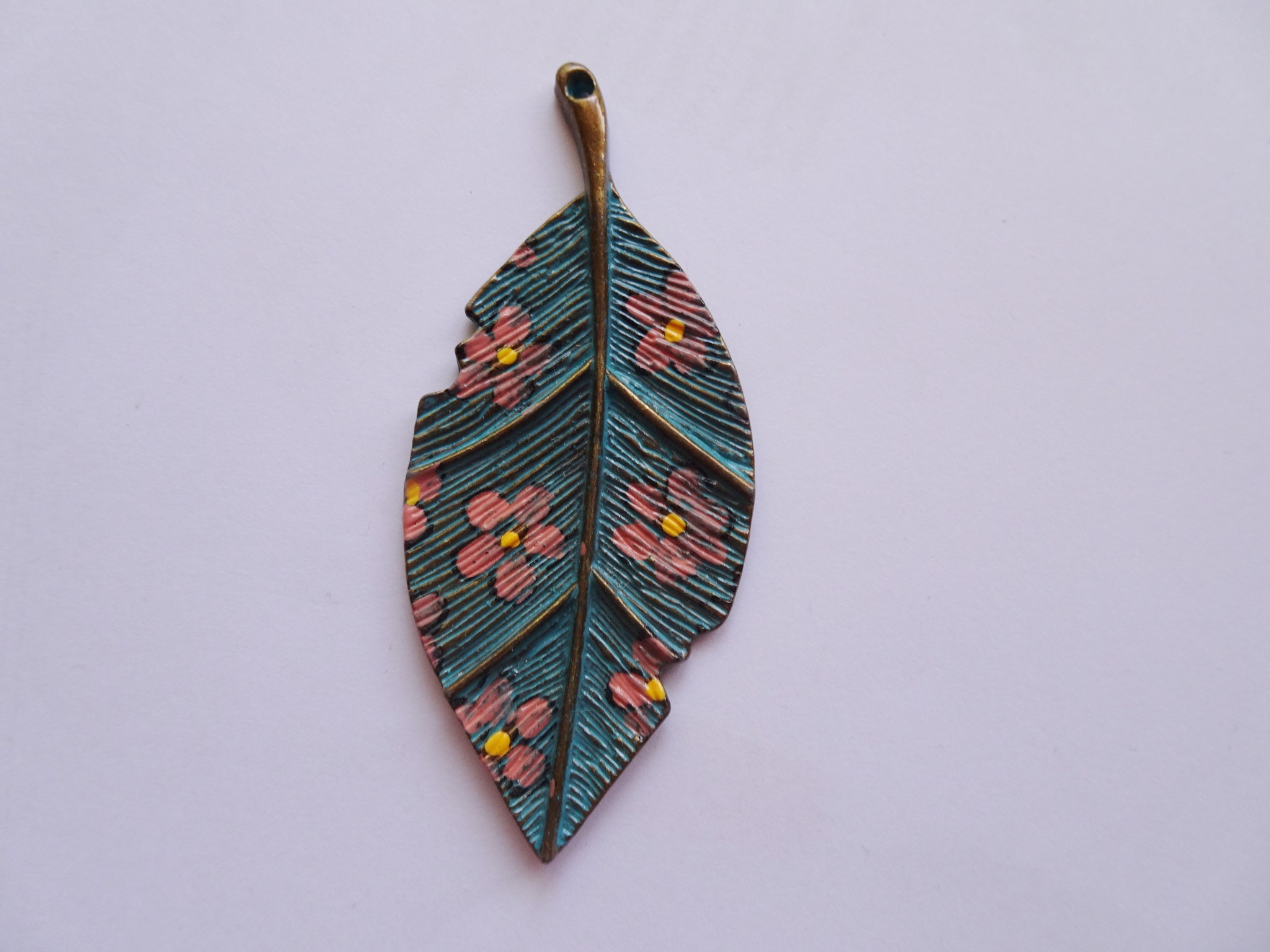(image for) Leaf pendant hand painted flowers #RM-424