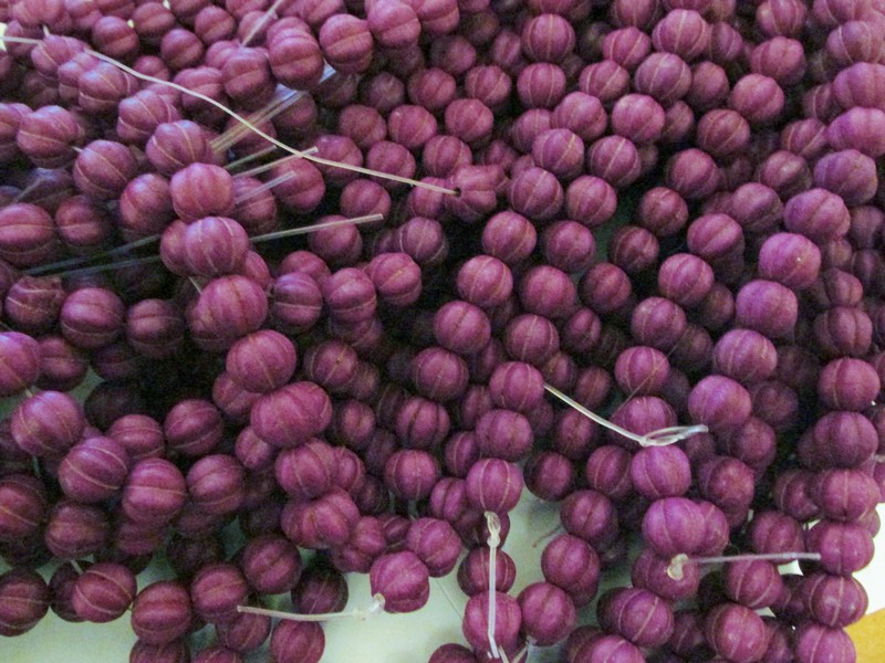 (image for) Purple pumpkin shaped beads 10mm #1717