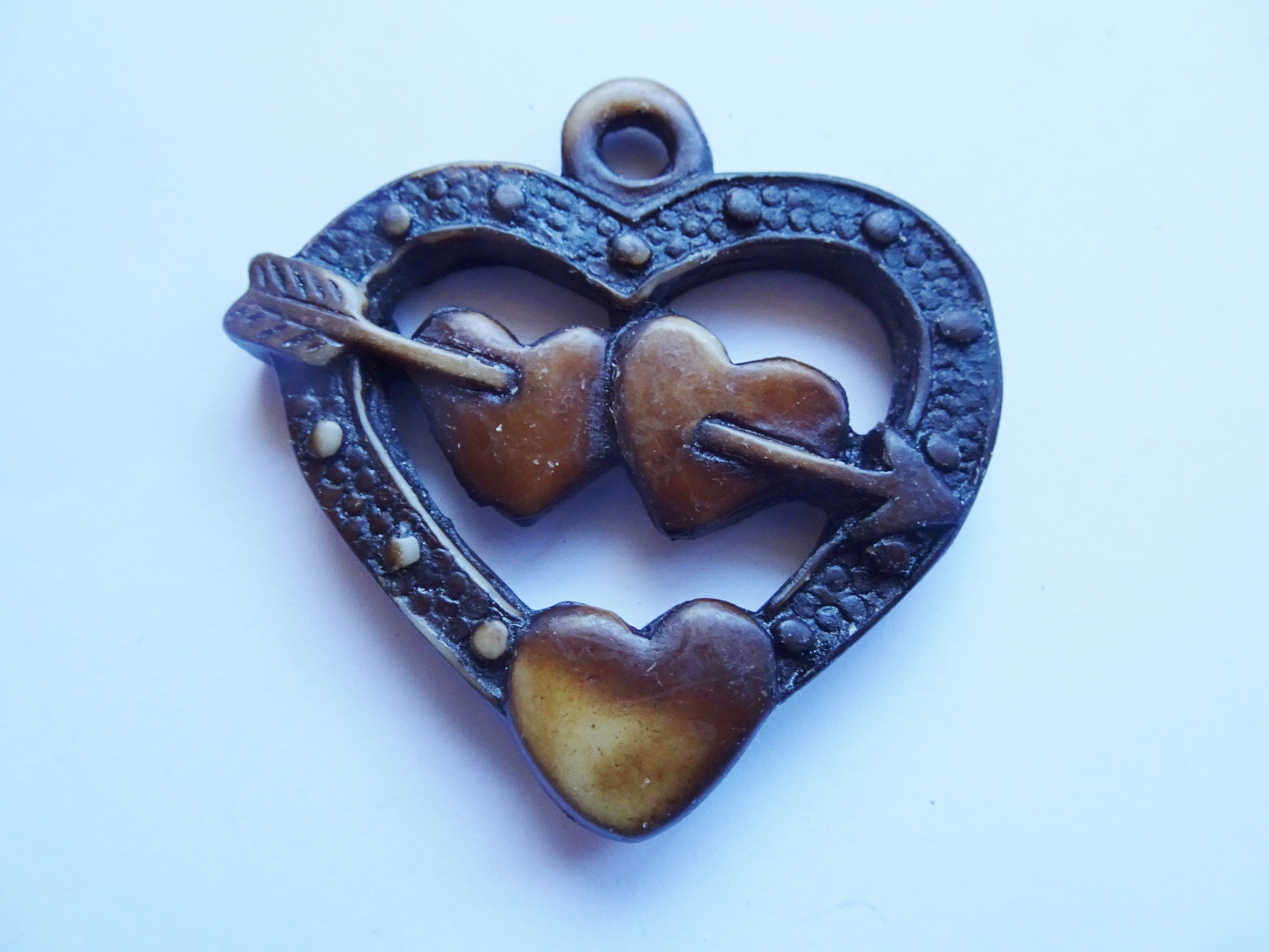 (image for) Brown acrylic heart pendant