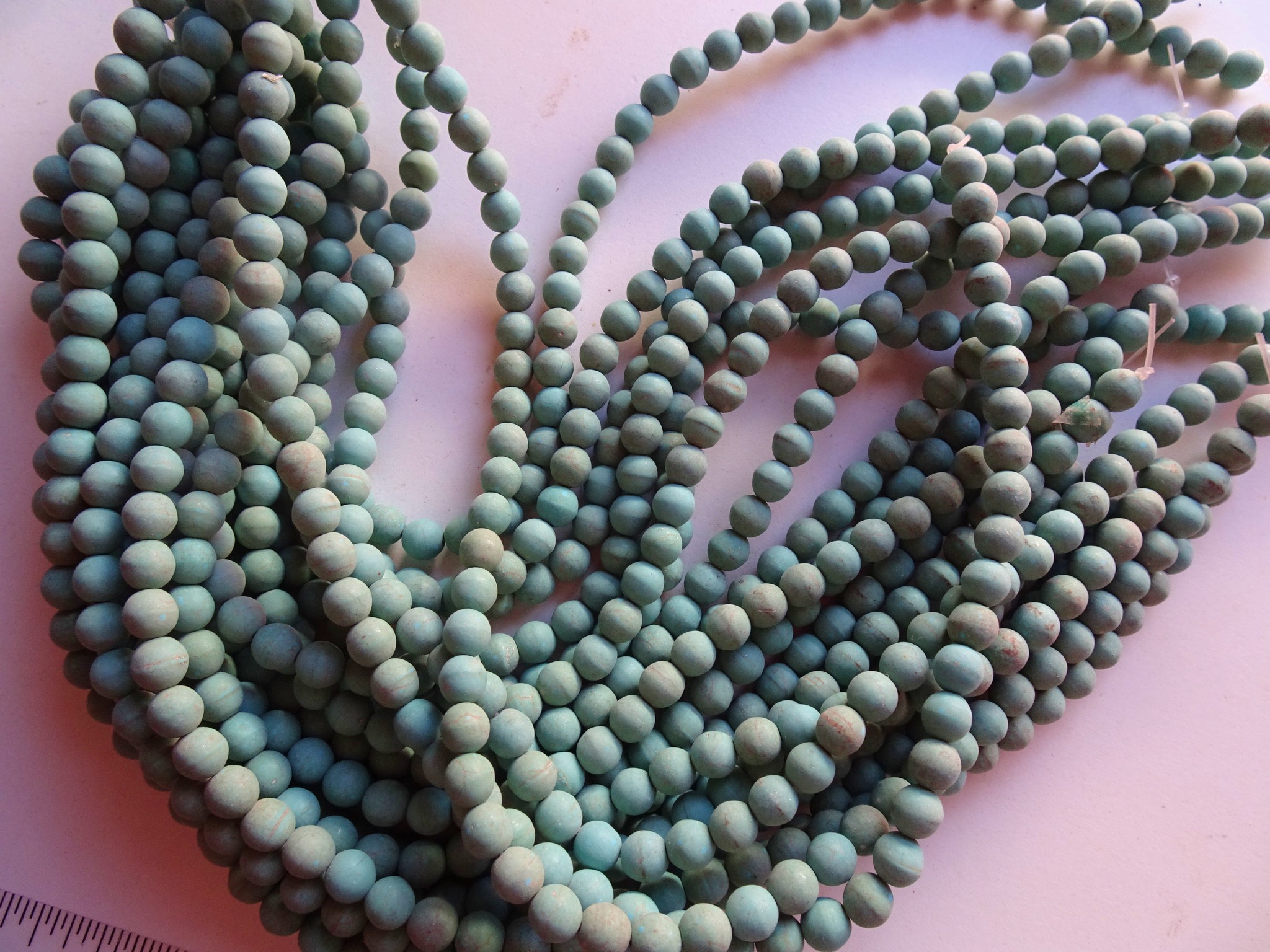 (image for) Sage green mat round beads 8mm #1959