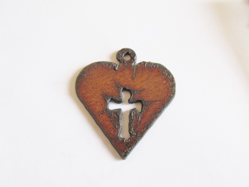 (image for) Heart with cross metal cutout pendant #SH006-L