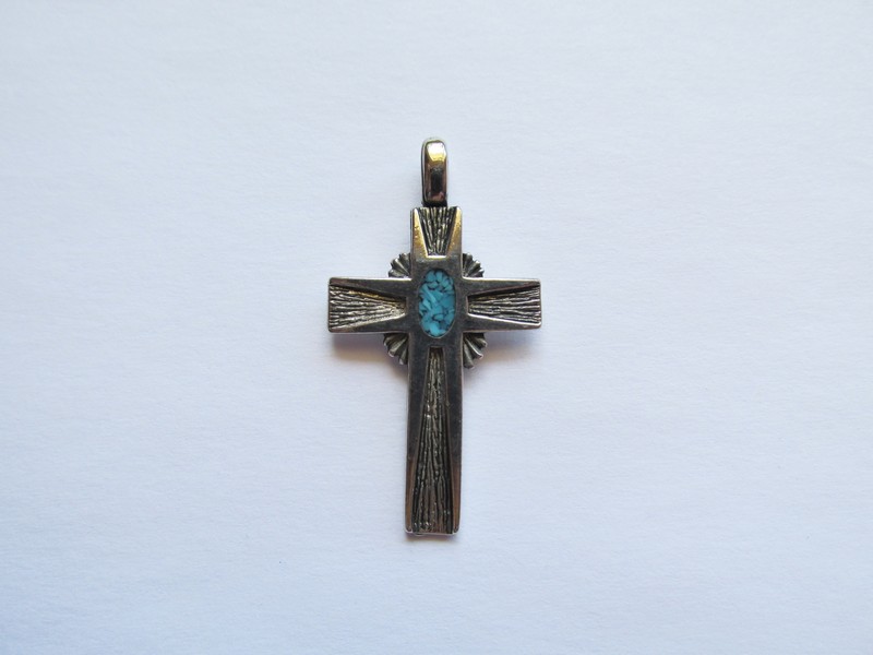 (image for) Silver Pewter Cross/Turquoise Center #CH113-38