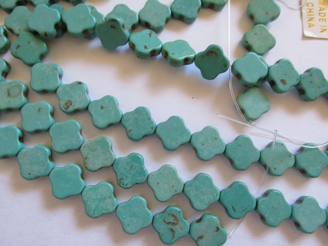 (image for) Turquoise Cross beads small #SS1158