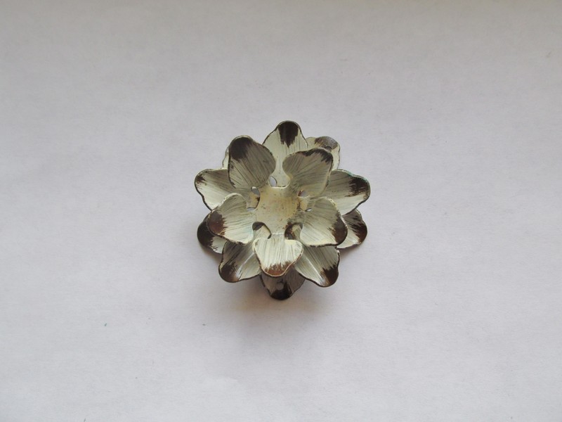 (image for) 3D White Flower pendant 3-holes #PO3000