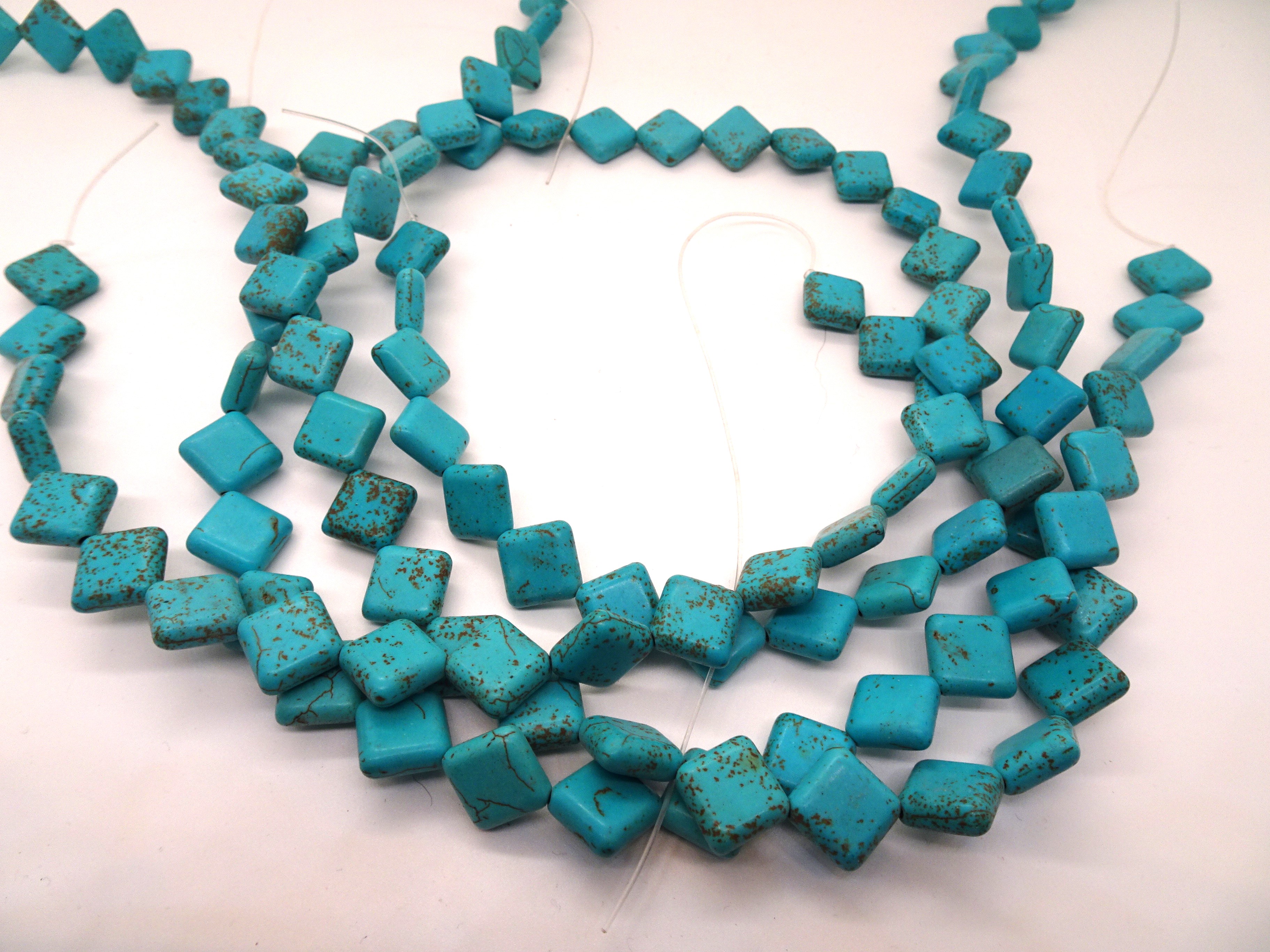 (image for) Turquoise magnesite triangle beads #1096