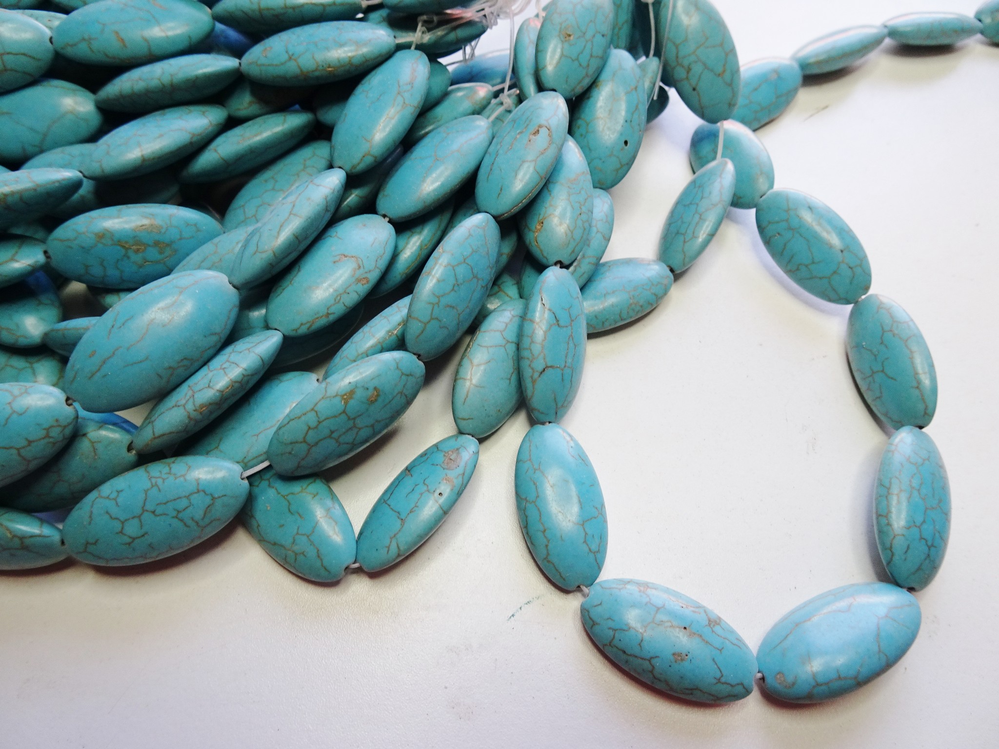 (image for) Turquoise magnesite long oval beads 14x28" #1979