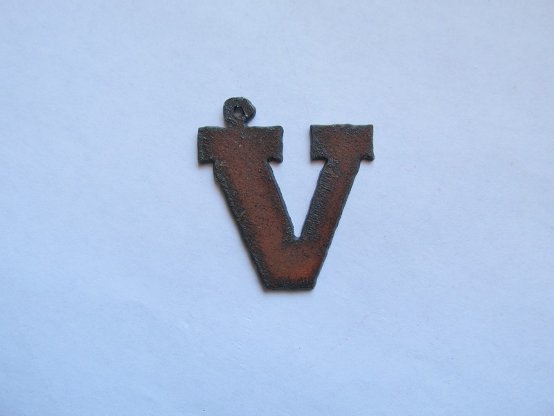 (image for) Initial Letter Rockwell Metal "V" - Pendant #RK-V