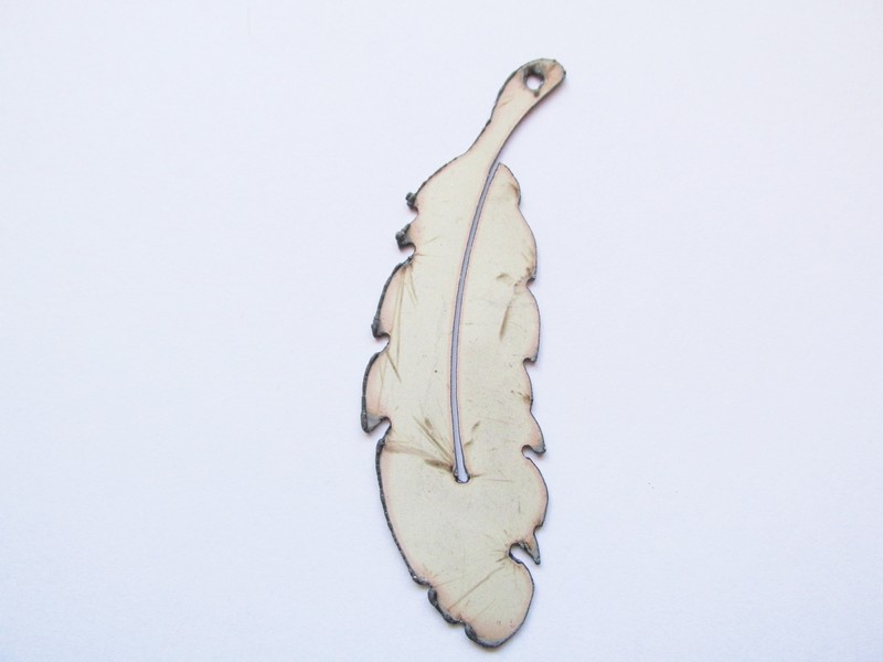 (image for) White feather pendant 3 1/2" #WKS-30