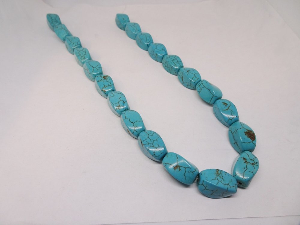 (image for) Turquoise shaped beads 11x20mm #1281
