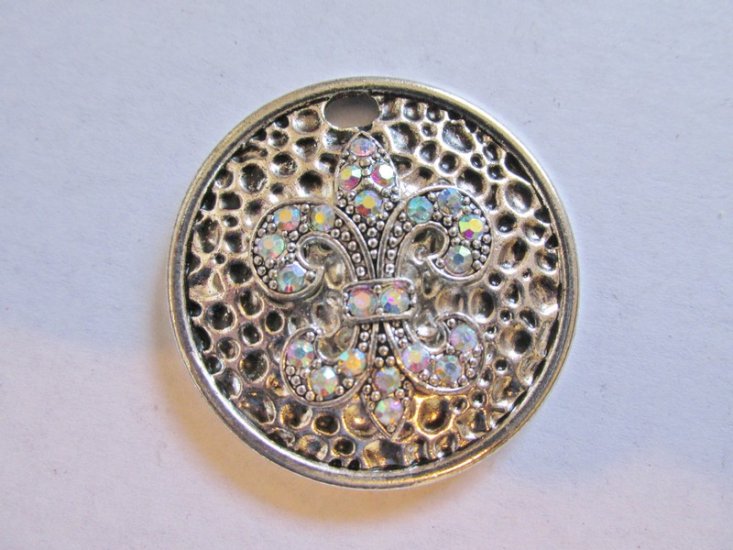 (image for) Fleur De Lis Pendants #HU13-34