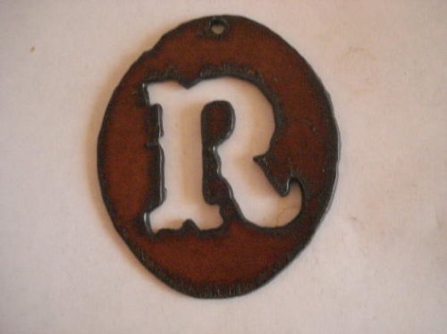 (image for) Initial metal cutout pendant Oval #OM-R