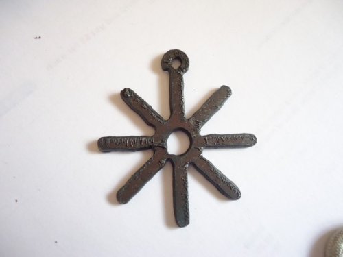 (image for) Spur Rowel metal cutout pendant #RR001L