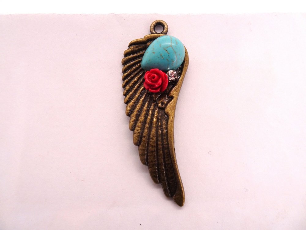 (image for) Antique brass Wing pendant #PEN-49