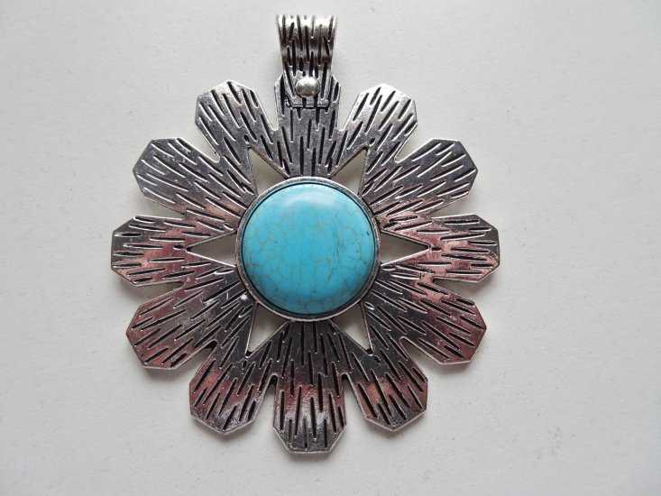(image for) Flower pendant with stone antique silver #RM-470