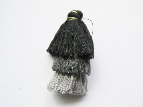 (image for) Grey black silk tassle #gbtass