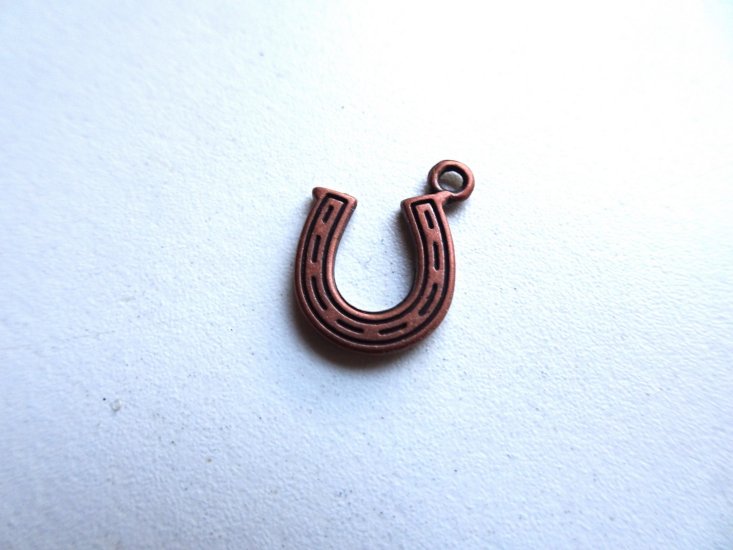 Horse shoe Rustic Metal Pendant w/loop #RR003-L