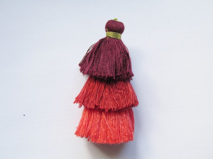 (image for) Maroon tri color silk tassle #MRtass