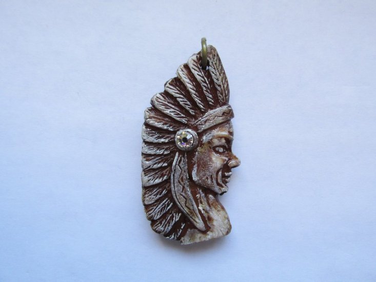 (image for) Indian acrylic pendant #MP46