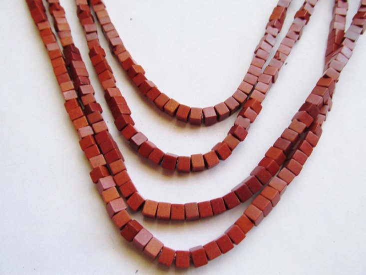 (image for) Rust brown square beads 5mm #1818