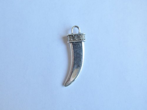 (image for) Antique Silver 'Bear' Claw Pendant #MP70