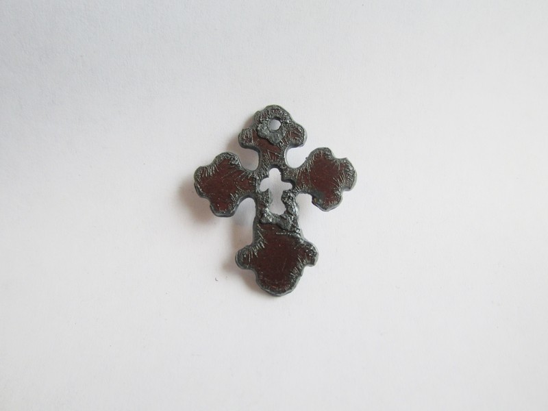 (image for) Cross metal cutout charm - earrings #CC007-1.25 - Click Image to Close