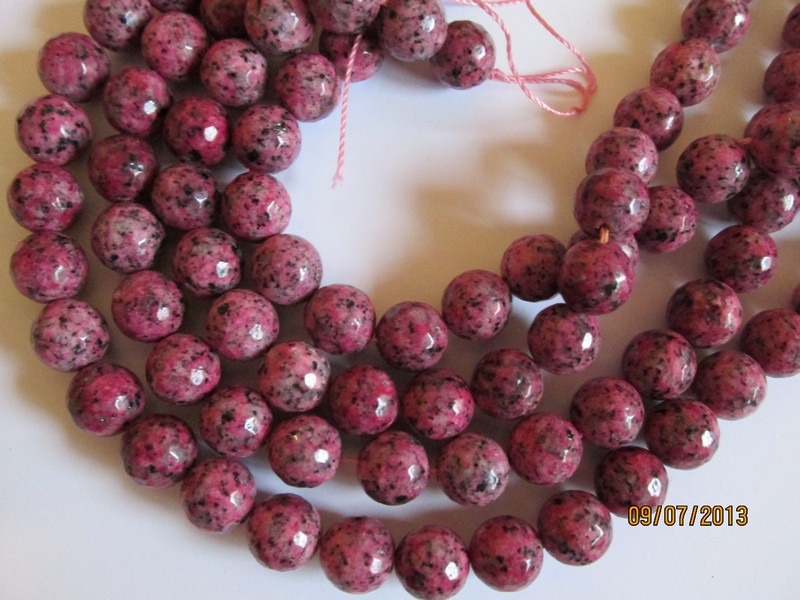 (image for) Cranberry faceted agate rounds #1065-T13