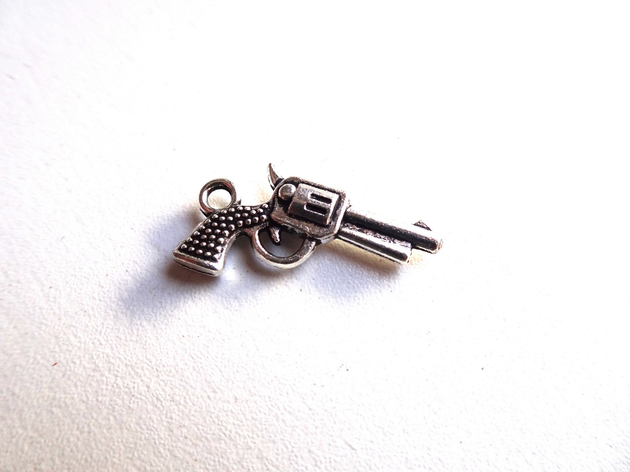 (image for) Pistol charm #BS-ch08