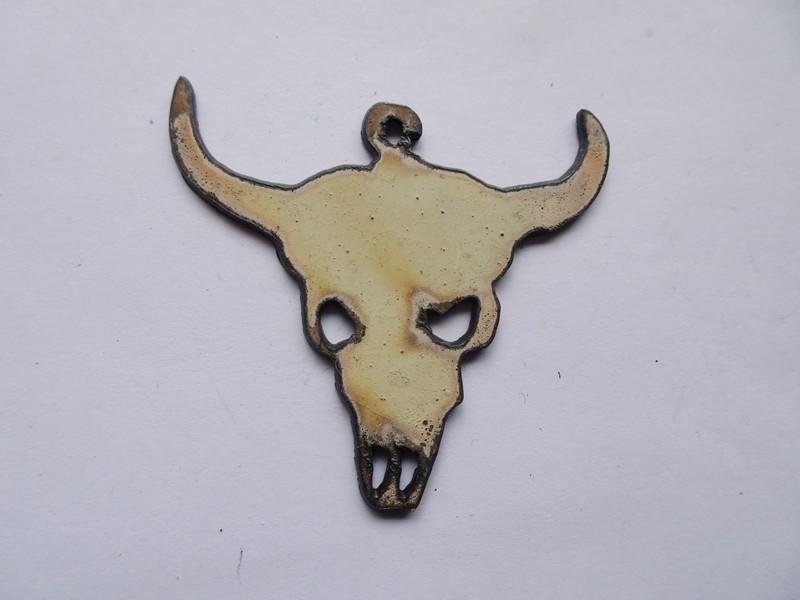 (image for) Buffalo skull white rustic metal pendant #SS018-white