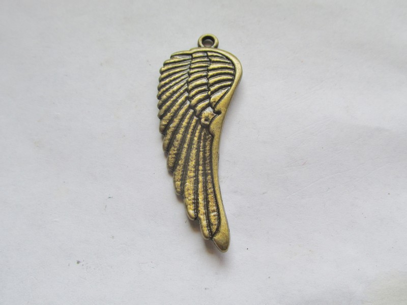 (image for) Antique Bronze Wing Pendant #HU13-66 - Click Image to Close